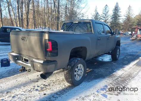 2014 Chevrolet Silverado 2500Hd Ltz from USA, damaged, VIN 1GC1KYE80EF100714